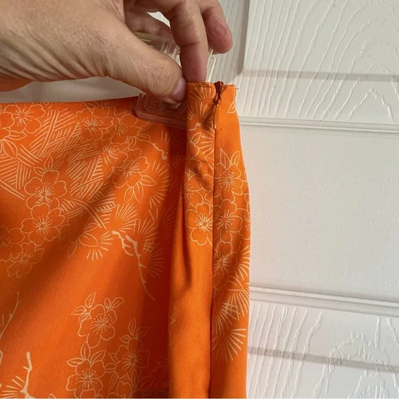 A.M.I. SILK SKIRT ASYMMETRICAL FLORAL BIRDS SZ 12 - Picture 6 of 16